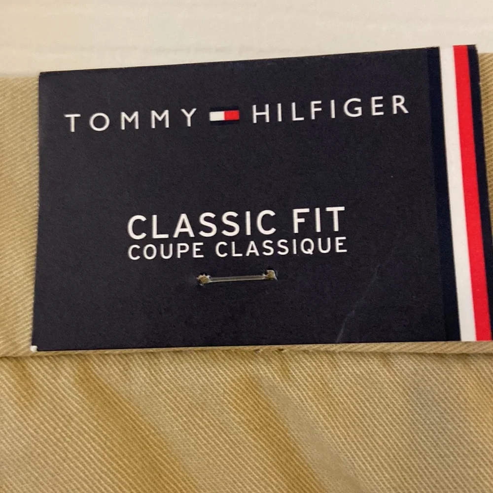 Tommy Hilfiger Man Shorts size 40 Classic Fit inseam 10” color tan